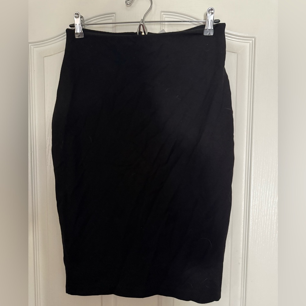H&M Classic Black Midi Skirt